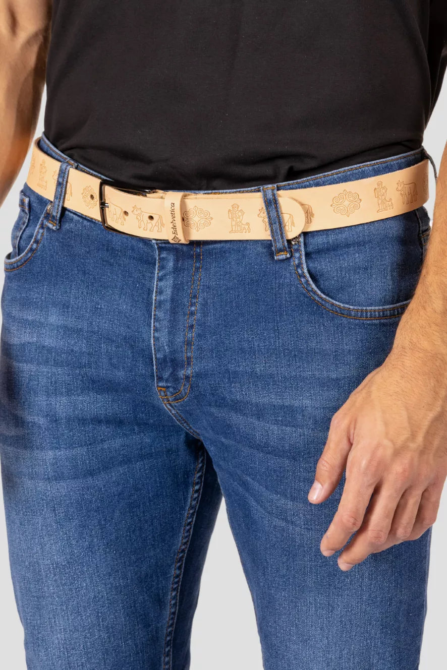 Appenzeller-Gürtel in Beige mit eingravierten Ornamenten