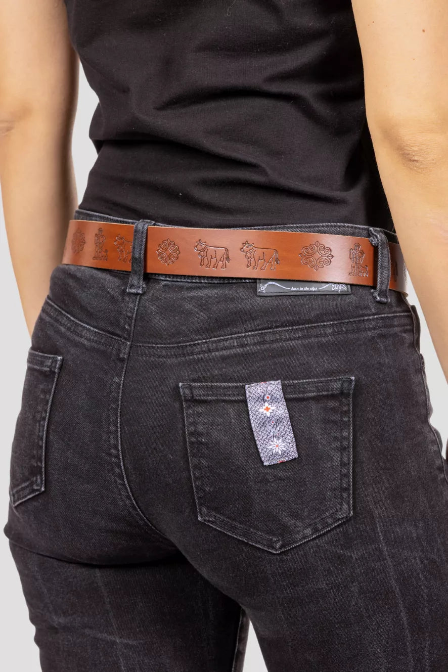 Appenzeller Chüeligürtel in Braun mit eingravierten Ornamenten