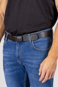 Appenzeller Chüeligürtel in Schwarz mit eingravierten Ornamenten