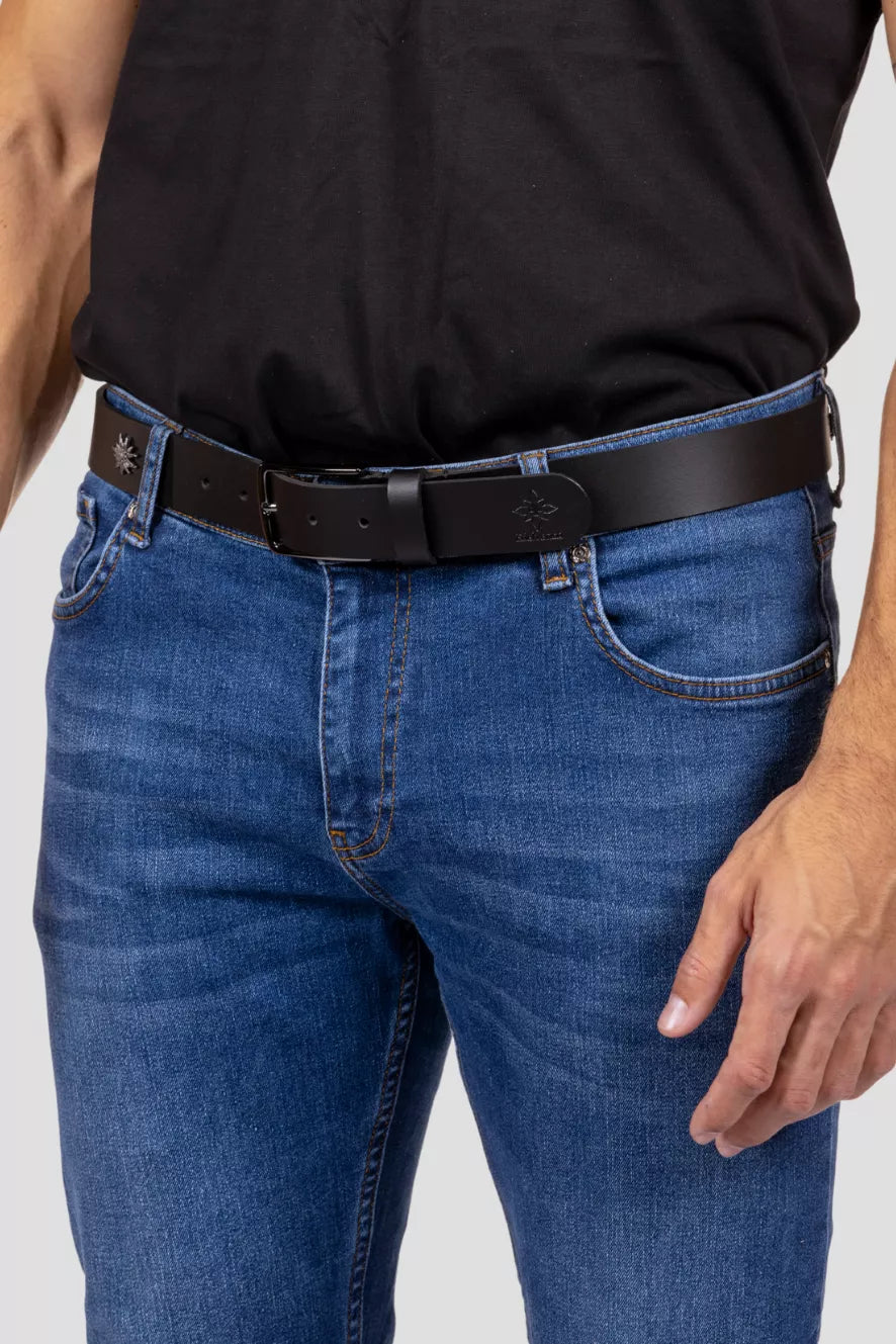 Edelvetica Gürtel in Schwarz mit Edelweiss Ornament