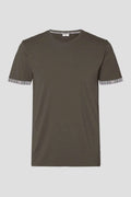 Herren-T-Shirt mit Edelweiss-Motiv am Armabschluss von Edelvetica